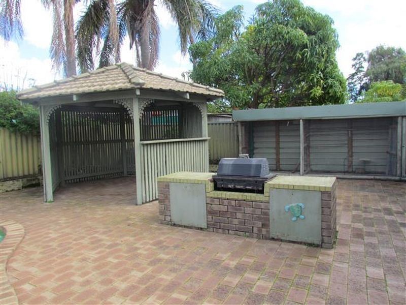 24 Zelkova Way, Parkwood WA 6147