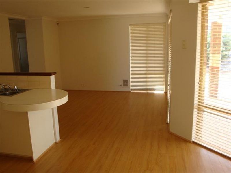 8 Witton Court, Willetton WA 6155