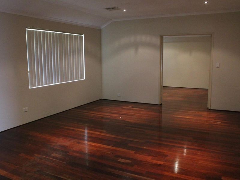 11A Vesta Crescent, Shelley WA 6148