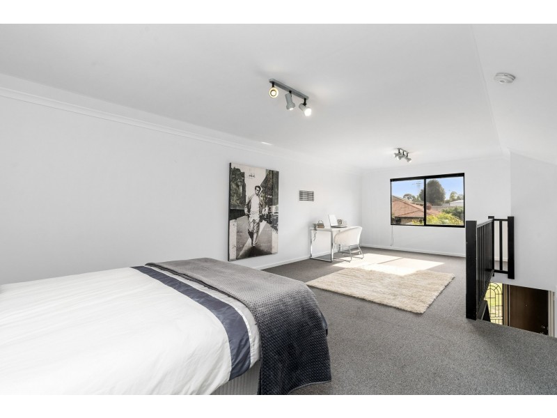 8 Shoalhaven Rise, Success WA 6164