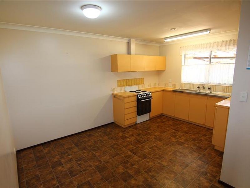 18b Canterbury Drive, Willetton WA 6155