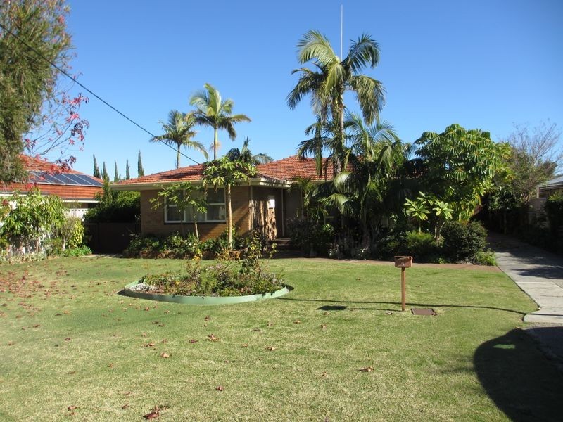 4 Chiswick Street, Riverton WA 6148