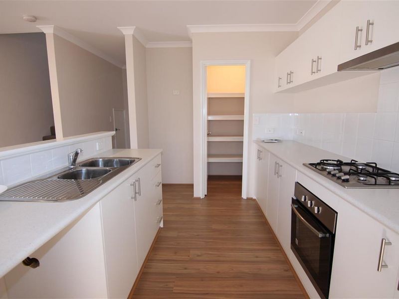 1/7 Gild Street, Cloverdale WA 6105