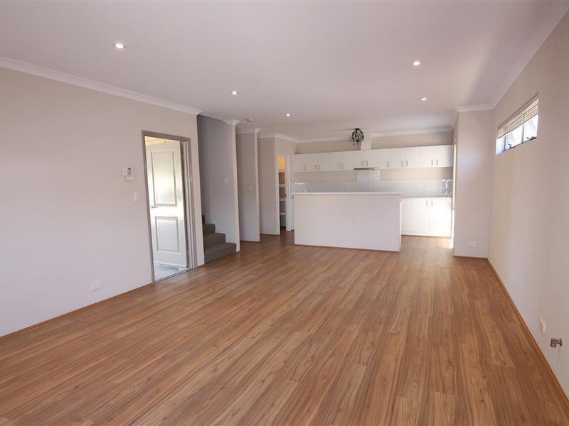 1/7 Gild Street, Cloverdale WA 6105