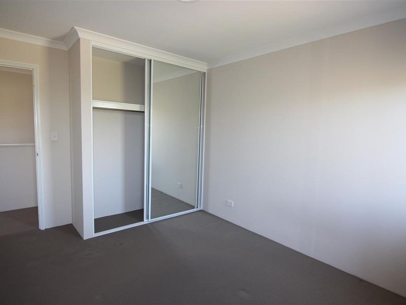 1/7 Gild Street, Cloverdale WA 6105