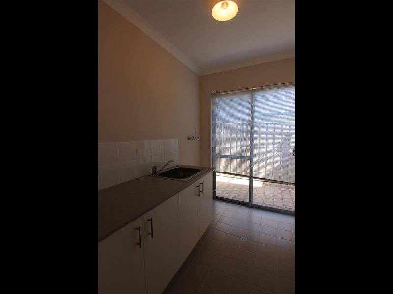 1/7 Gild Street, Cloverdale WA 6105