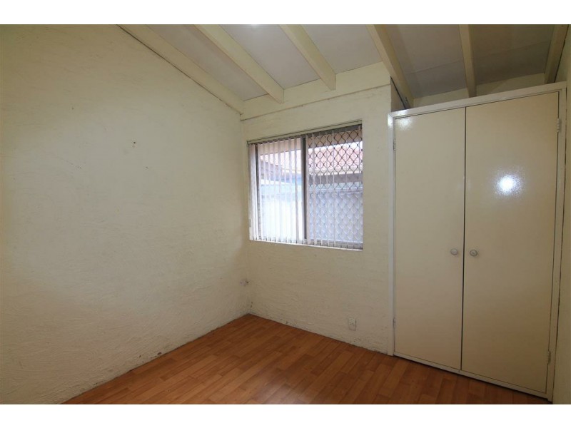 42 Collins Road, Willetton WA 6155