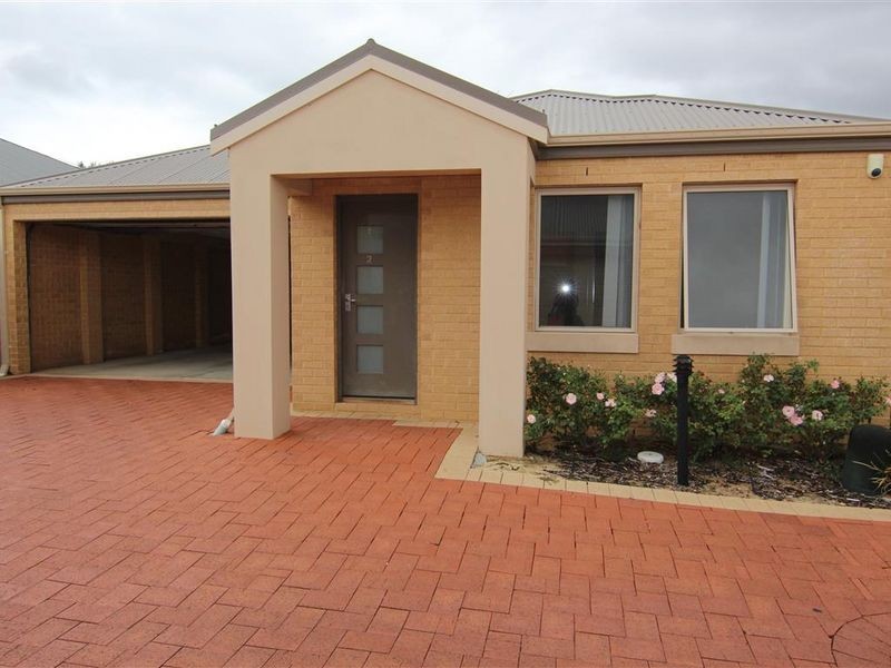 2/54 Sixth Road, Armadale WA 6112