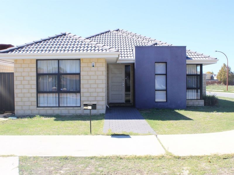 17 Towncentre Drive, Thornlie WA 6108