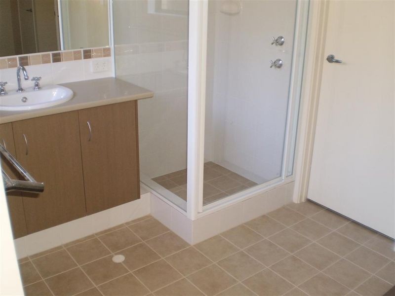 1 Heaney Way, Canning Vale WA 6155