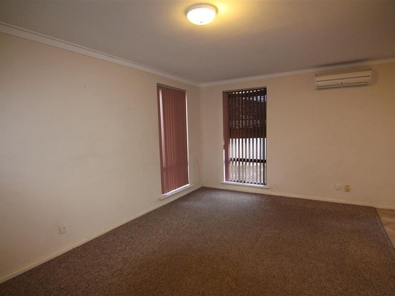 22B Hatcher Street, Parkwood WA 6147