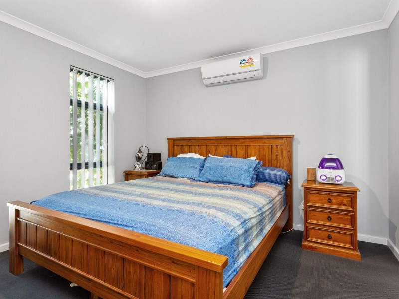 16 Fairlie Road, Canning Vale WA 6155