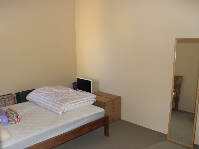 22b Edward Street, Queens Park WA 6107