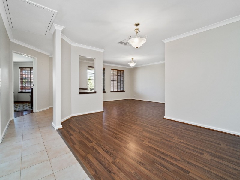 2 Browallia Close, Canning Vale WA 6155