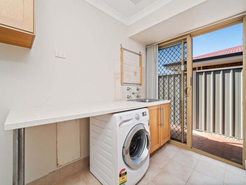 2 Browallia Close, Canning Vale WA 6155