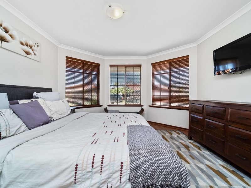2 Browallia Close, Canning Vale WA 6155