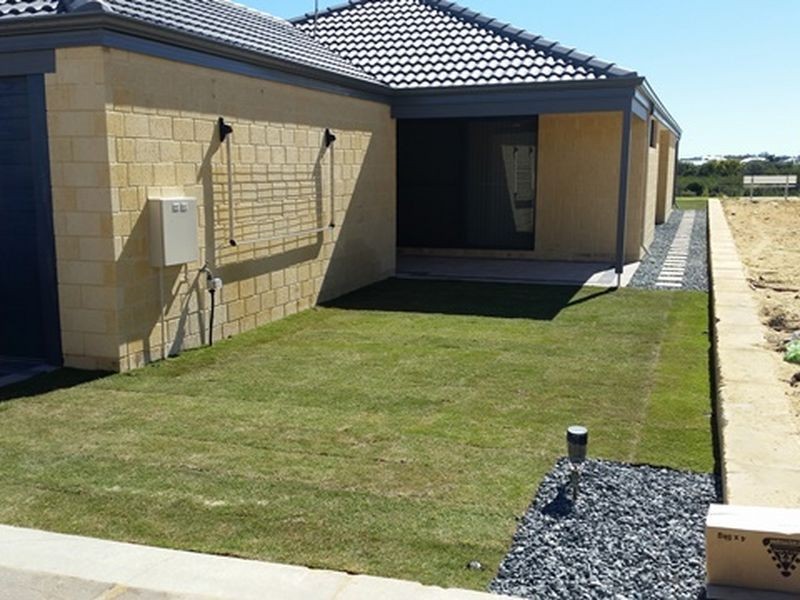 10 Lepley Lane, Hammond Park WA 6164