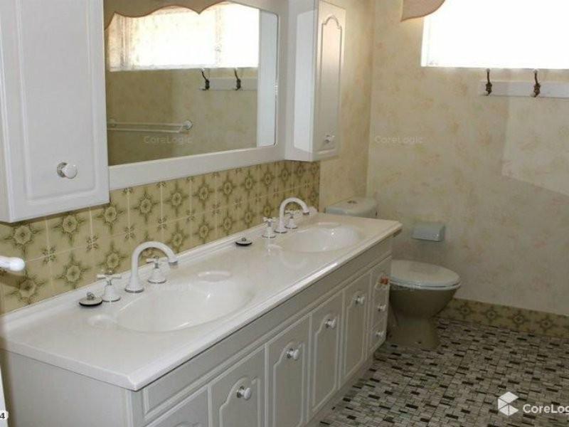 62 Ropele Drive, Parkwood WA 6147