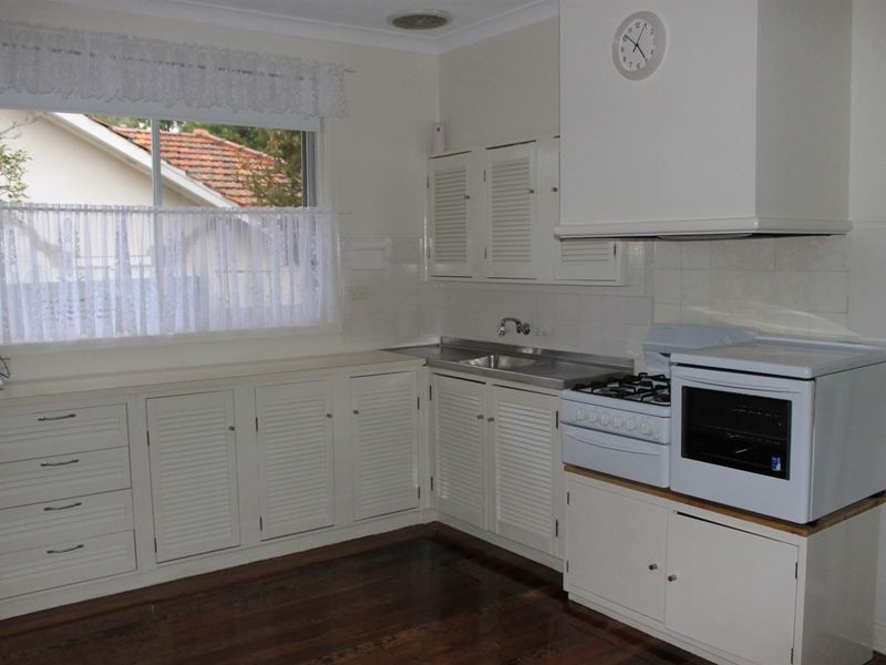 21 Bone Street, St James WA 6102