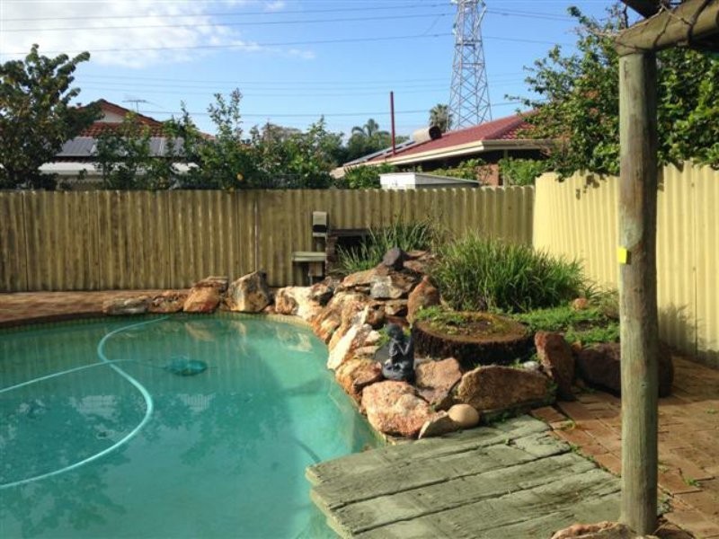 24 Zelkova Way, Parkwood WA 6147