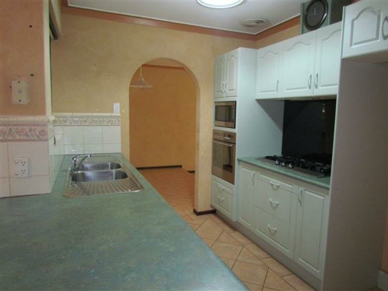 24 Zelkova Way, Parkwood WA 6147