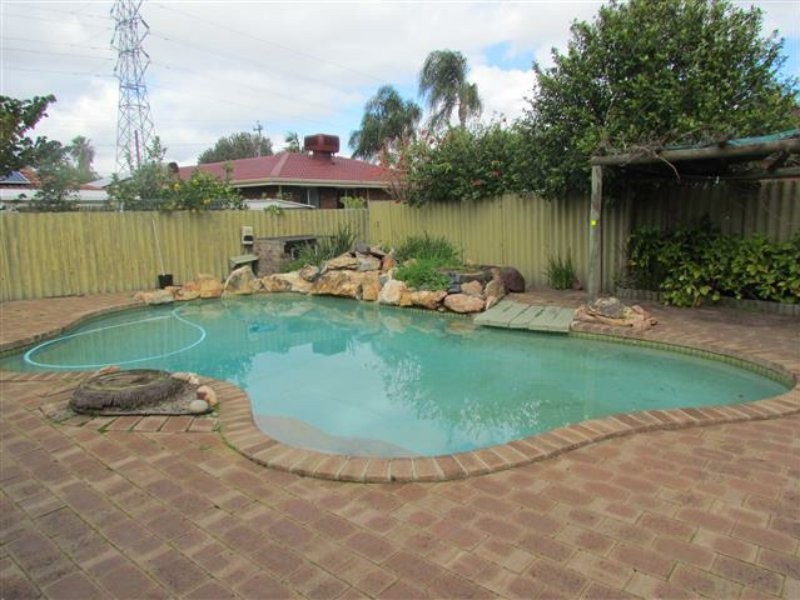 24 Zelkova Way, Parkwood WA 6147