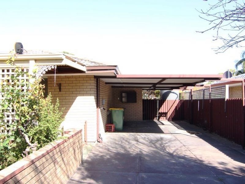 32 Coniston Way, Ferndale WA 6148