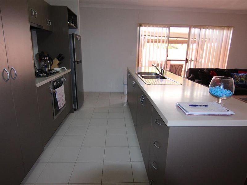6D Messenger Street, Kelmscott WA 6111