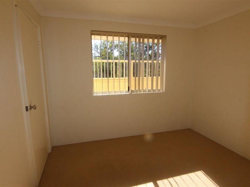 3/10 Delamere Way, Camillo WA 6111