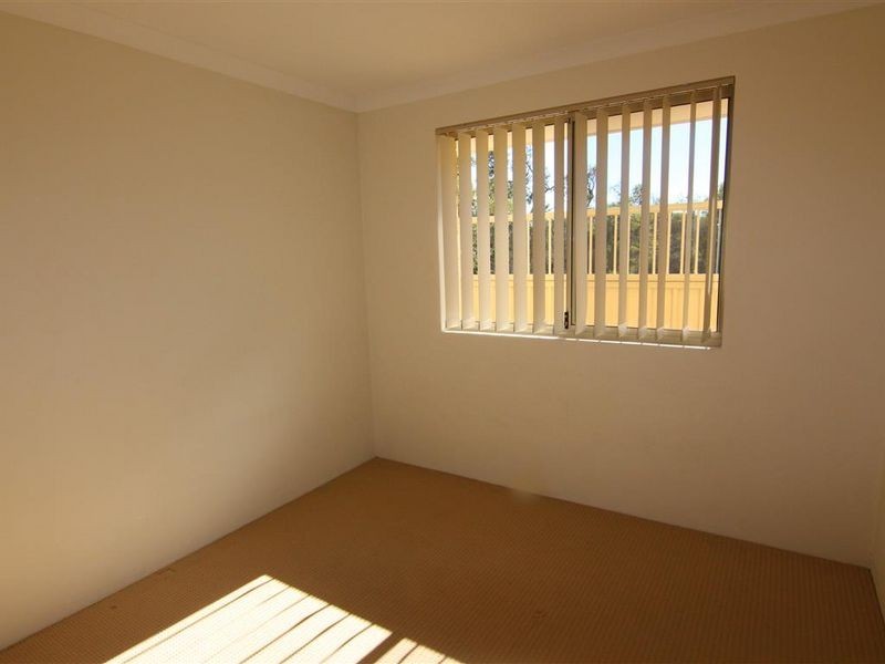 3/10 Delamere Way, Camillo WA 6111