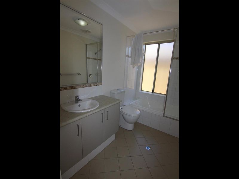 3/10 Delamere Way, Camillo WA 6111