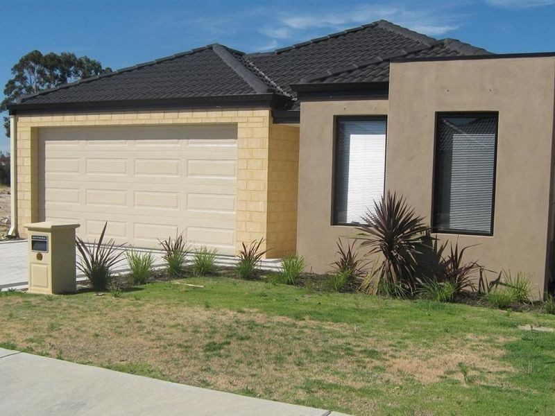 11 Bunratty Link, Canning Vale WA 6155