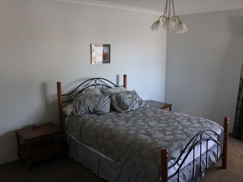 7 Crest Avenue, Mount Pleasant WA 6153