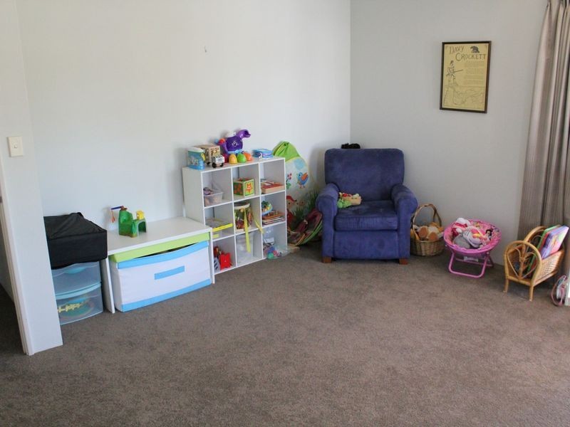 7 Crest Avenue, Mount Pleasant WA 6153