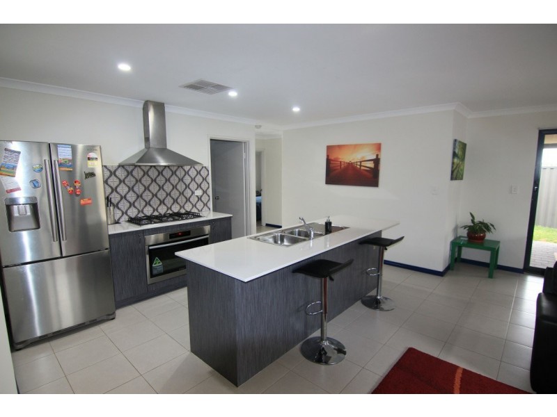 17 Sebago Street, Wellard WA 6170