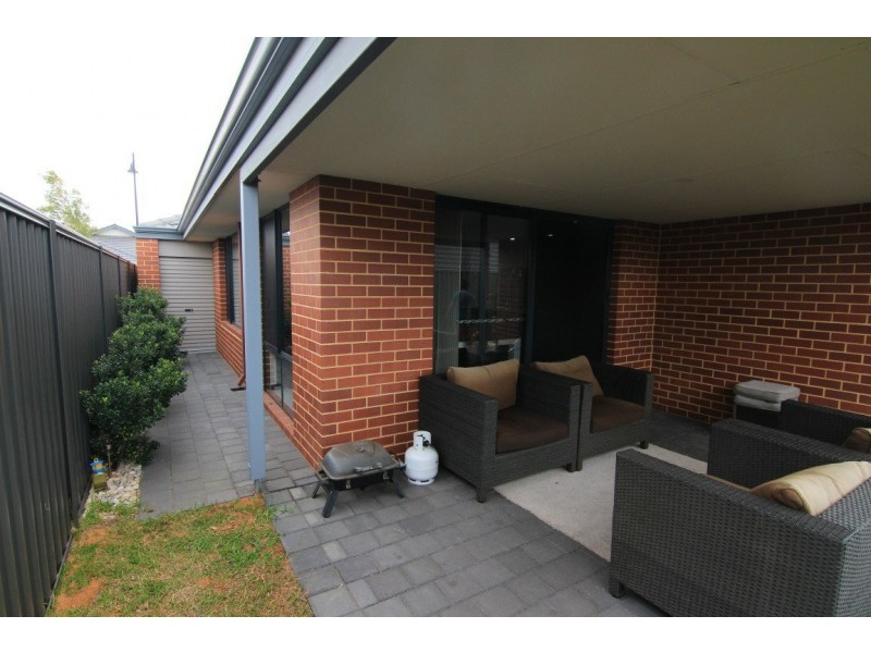 17 Sebago Street, Wellard WA 6170