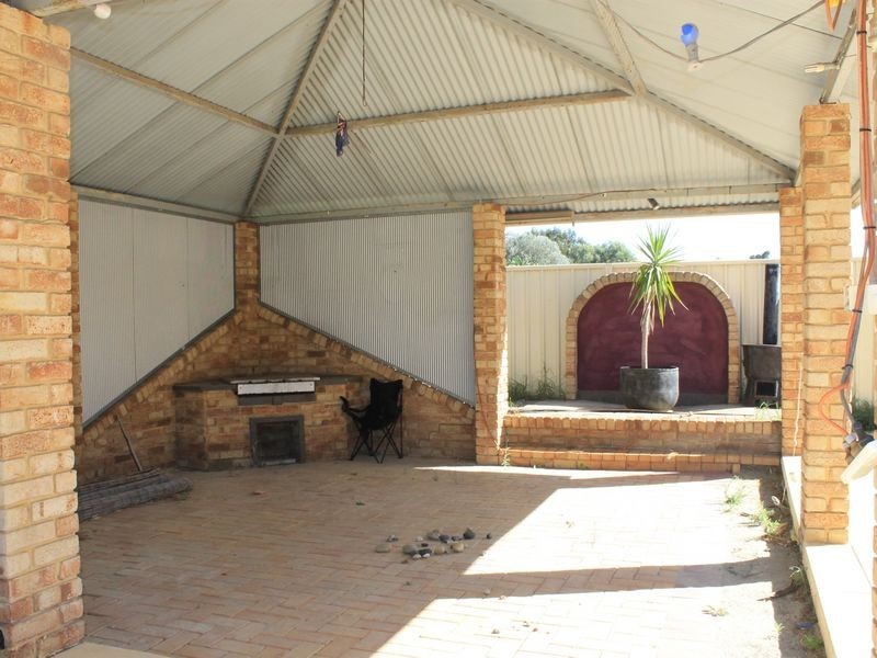 125 Attfield Street, Maddington WA 6109