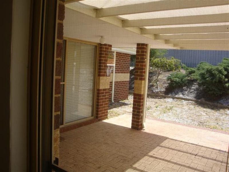 8 Witton Court, Willetton WA 6155