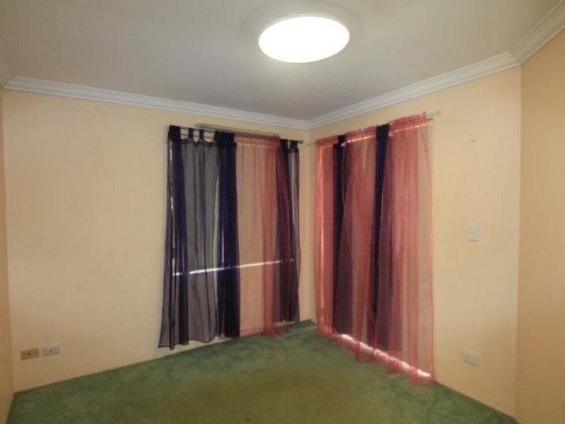 28 Sylvan Crescent, Leeming WA 6149