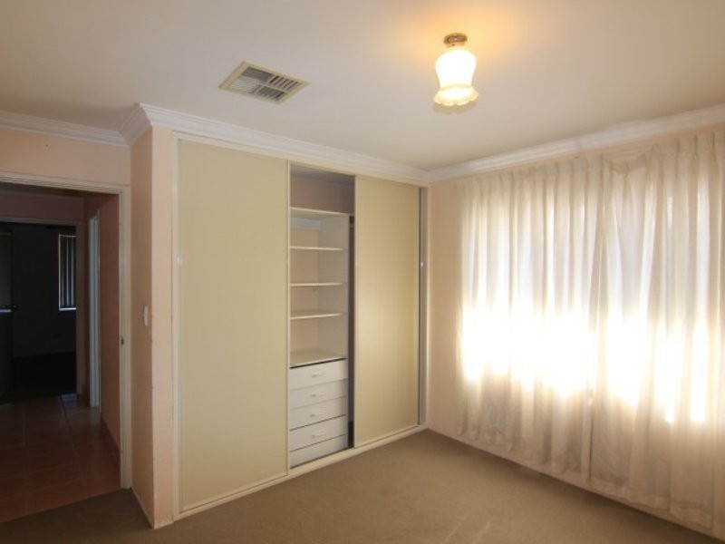 28 Sylvan Crescent, Leeming WA 6149