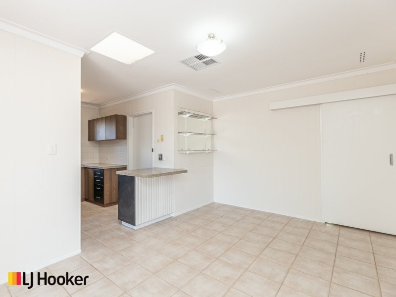 2 Burnham Way, Shelley WA 6148