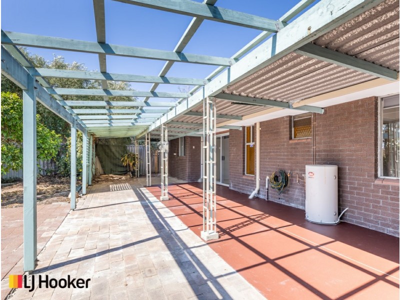 2 Burnham Way, Shelley WA 6148