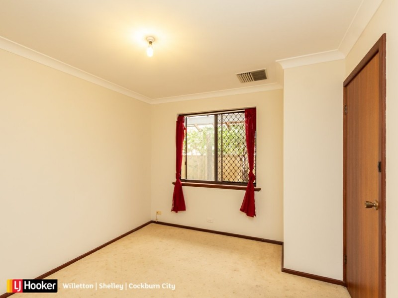 8 Allerton Way, Booragoon WA 6154