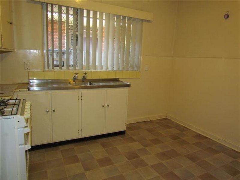 3 Oxford Street, Kensington WA 6151