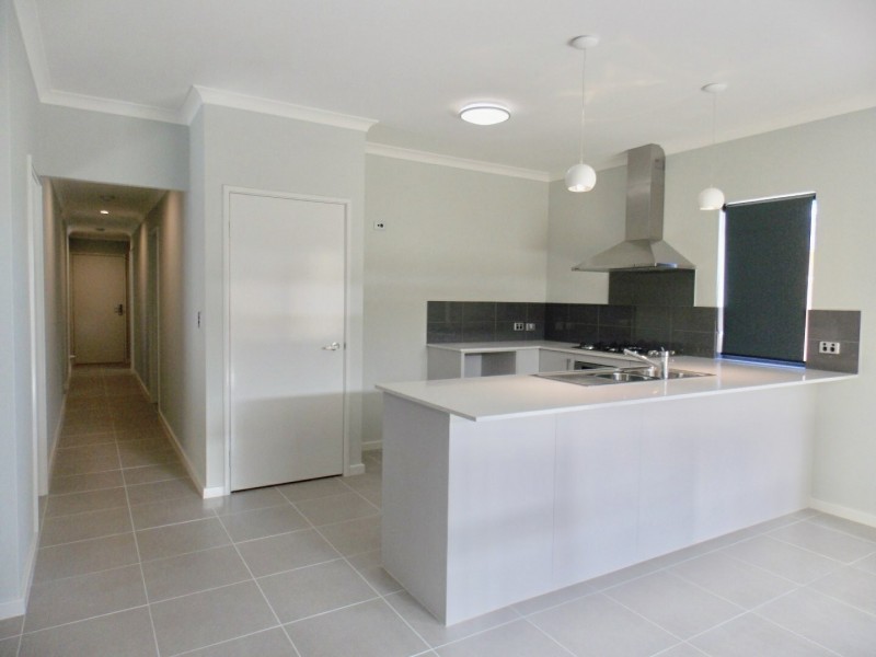 20 Packer Rise, Hammond Park WA 6164