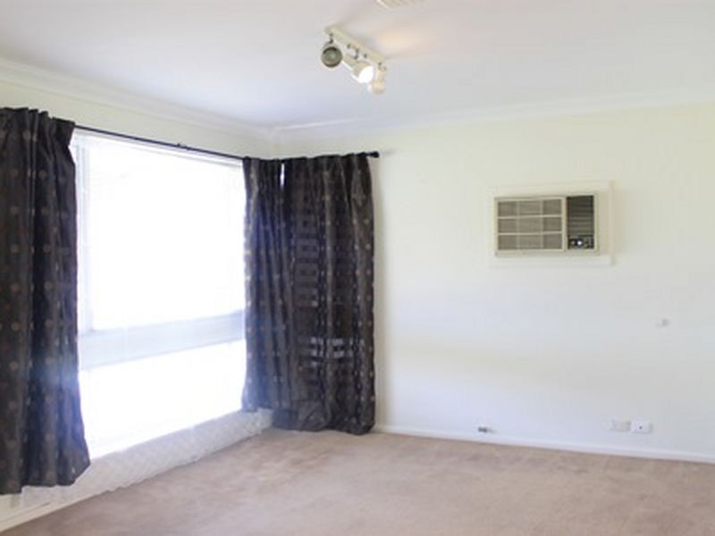 29 Harpenden Street, Huntingdale WA 6110