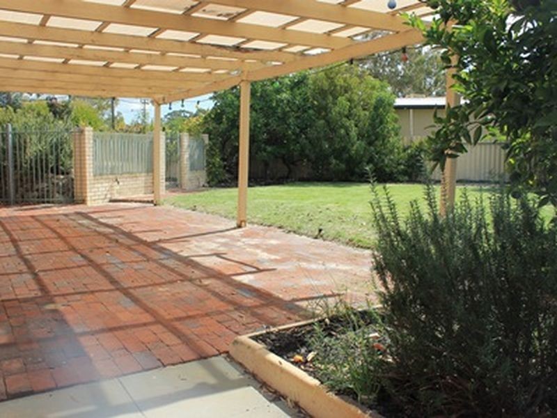 29 Harpenden Street, Huntingdale WA 6110