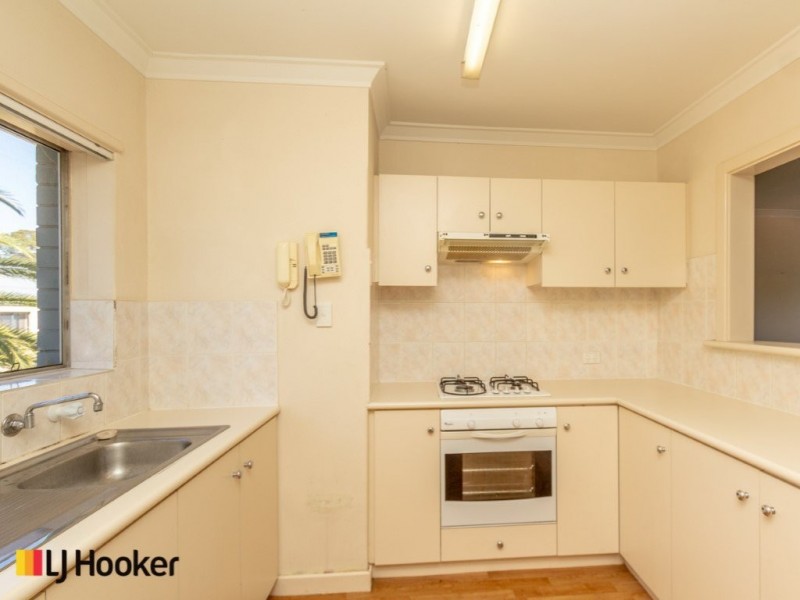 8/6 Shipley Place, Westminster WA 6061