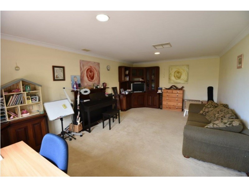 17a Godbold Close, Shelley WA 6148