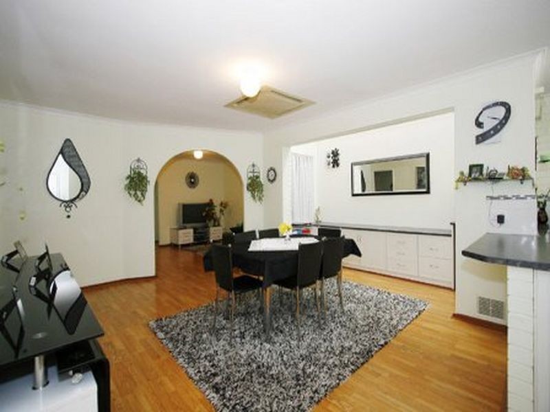 45B Hartfield Crescent, Leeming WA 6149